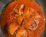 Hình bước làm 3 của món Mực nhồi tomatoes sauce