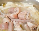Hình bước làm 3 của món Đuôi heo hầm măng
