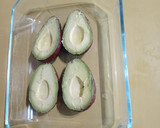 Foto del paso 1 de la receta: Aguacates con huevo en horno