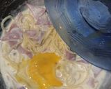 Foto langkah ke 3 dari resep Spaghetti carbonara.