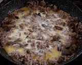 Foto del paso 4 de la receta: Tronco de boniato relleno de carne y níscalos con salsa de jamón