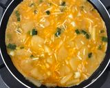 Foto langkah ke 4 dari resep Tortilla de Patatas (Spanish Omelette).