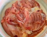 รูปขั้นตอนการทำที่ 1 ของ ข้าวยำไก่แซ่บ