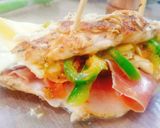 Foto del paso 4 de la receta: Pechuga de pollo rellena con jamón serrano y dos quesos 🍗