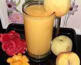 A picture of step 4 of Mango peach Smoothie 🍑🥭🍑🥭.