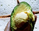 A picture of step 1 of Avocado Grilled Sandwich.