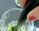 A picture of step 1 of Virgin Mojito.