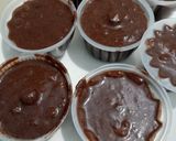 Foto langkah ke 4 dari resep Bolu Pisang Coklat Kukus.