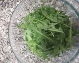 Foto del paso 3 de la receta Ensalada de rúcula, aguacate y gambas