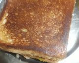 चिली चीज़ सैंडविच (Chilli cheese sandwich recipe in hindi) रेसिपी चरण 4 फोटो