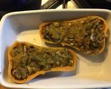 Une image de l'étape 5 de Courge butternut « scream » Halloween farci champignons pesto mozzarella et tomate.