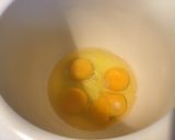Une image de l'étape 2 de Flan de semoule façon pâtissier aux pêches de vigne.