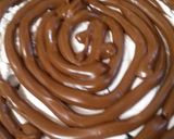 Foto del paso 2 de la receta: Merengue y rulos de chocolate