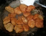 Foto langkah ke 2 dari resep Ikan tepung tumis gandum cabe rawit simple.