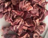 Foto del paso 1 de la receta: Espaguetis con carne al vino tinto y tomate