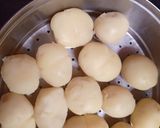 A picture of step 2 of Kashmiri dum aloo.