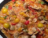Foto del passaggio 11 della ricetta Fregola sarda fatta a mano con lupini in guazzetto