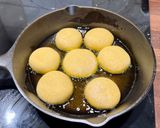 A picture of step 6 of Pumpkin Cakes | 南瓜餅.