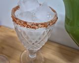 Foto del paso 4 de la receta: Zumo refrescante de pepino, hierbabuena, lima y Tajín