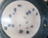 Foto langkah ke 2 dari resep Pancake Ovaltine Bertabur Kismis.