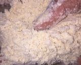 A picture of step 2 of Baked Meat-pie😍.