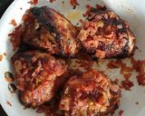 A picture of step 4 of Crispy onion chicken thighs.