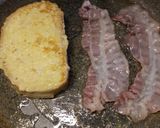 A picture of step 4 of Quickie eggy breakie.