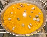 Foto del paso 9 de la receta: Arroz con marisco y manzanilla