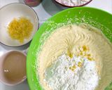 Foto langkah ke 3 dari resep Lemon Pound Cake.