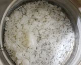 Foto langkah ke 2 dari resep Bubur Telur Wortel - MPASI Praktis 7 Bulan.