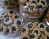 Foto langkah ke 6 dari resep Thumbprint Cookies.
