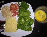 Foto langkah ke 1 dari resep Kari special (mie instant).