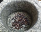 A picture of step 6 of Pepper chicken.