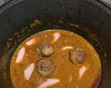 A picture of step 6 of Creamy tomato pasta / meatballs.