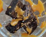 A picture of step 7 of Salted caramel brownie Trifle.