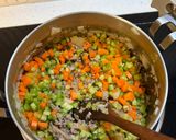 Hình bước làm 4 của món Sốt Mỳ Ý Bolognese
