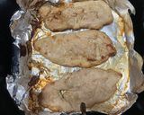 รูปขั้นตอนการทำที่ 2 ของ ไก่หมักสามเกลอ(หม้อทอดไร้น้ำมัน)