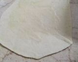 A picture of step 4 of Khasta khara paratha.