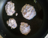 Foto del paso 7 de la receta: Tortitas de coll morada con kéfir y salsa kéfir