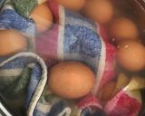 Foto del paso 1 de la receta Huevos de colores 🐣🎨 Huevos de Pascua