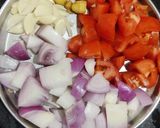 A picture of step 3 of Paneer Butter Masala with Tandoori Naan.