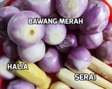 Gambar langkah 1 resipi Daging Masak Sambal Lemak Daun Kesum.