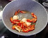 Foto langkah ke 3 dari resep Kerang Batik Saus Tiram.