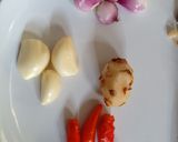 Foto langkah ke 1 dari resep Oseng Kangkung dengan Jamur Enoki.