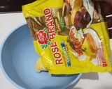 Foto langkah ke 2 dari resep Bolen Pisang Lembap.