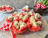 Foto langkah ke 6 dari resep Bolu Kukus Buah Naga.