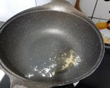 รูปขั้นตอนการทำที่ 2 ของ ไข่เจียวหมูสับผักบุ้ง สูตรเด็ก 1 ขวบ