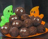 Sütőtökgolyók kekszmorzsában (Halloween-ra 👀) recept fázis 8 fotója