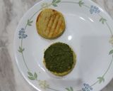 A picture of step 6 of Dhokla Burger.