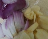 A picture of step 1 of Fried Lady Fingers with Egg and Anchovies (Malaysian Style).